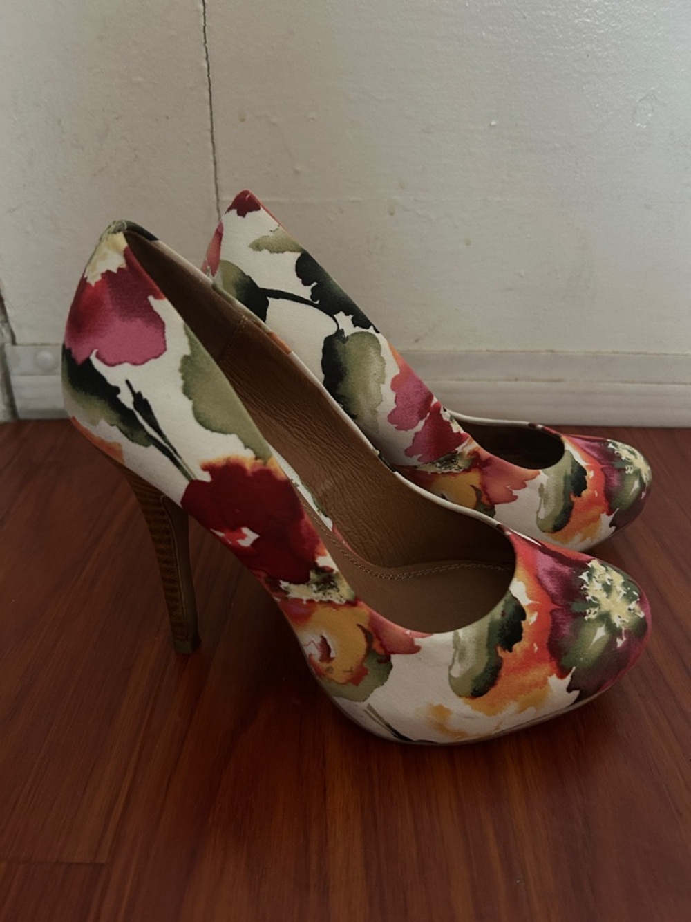 ALDO Floral Multi-Color Round-Toe Heels - Picture 2 of 4